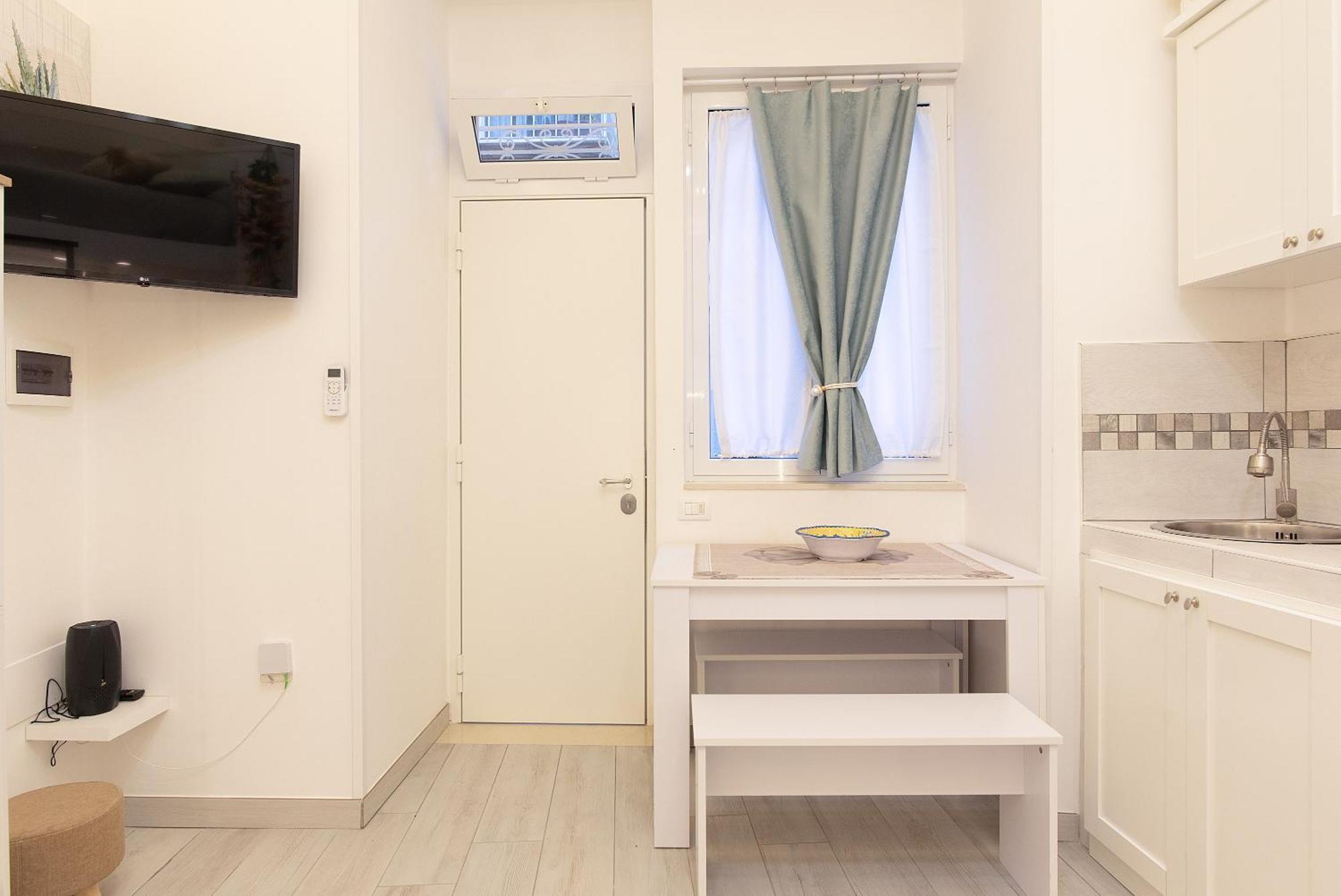 House Benedetta Centro Di Napoliアパートメント エクステリア 写真